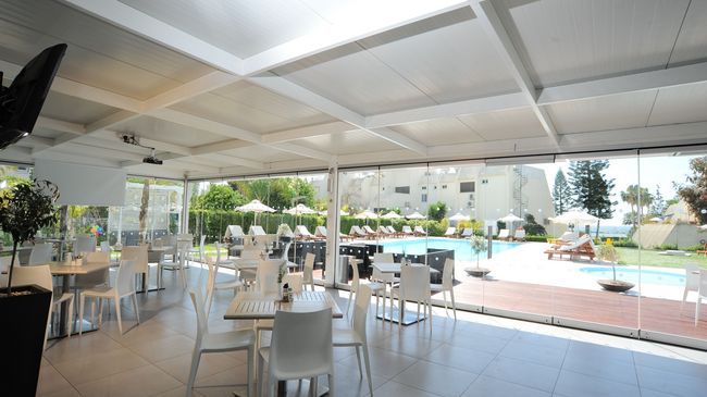 Frixos Suites Hotel Apts 沃罗里尼 外观 照片
